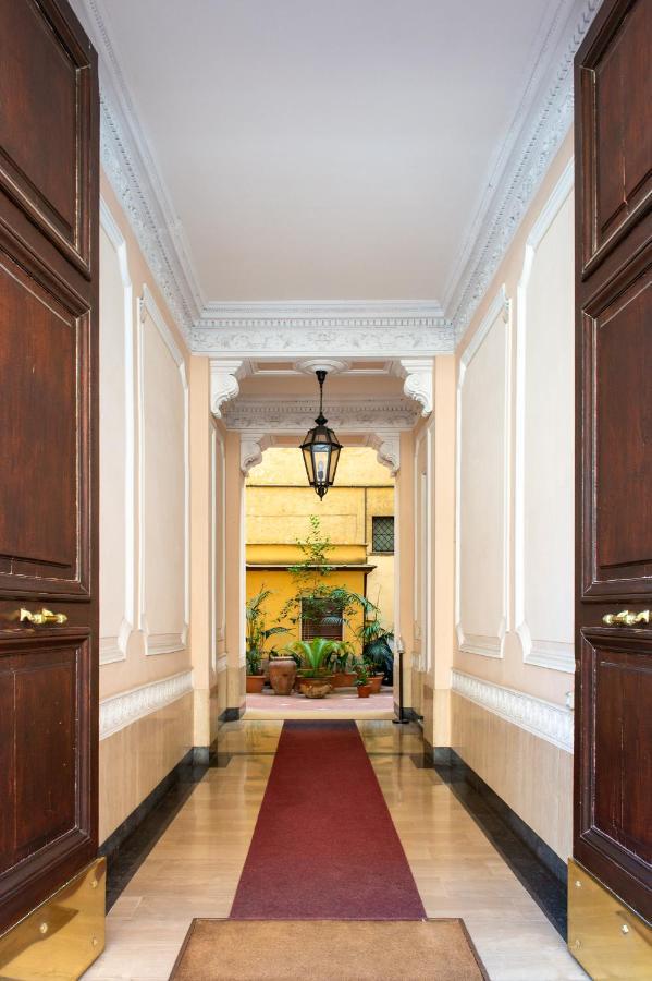 ホテル Residenza Ottaviani Roma エクステリア 写真